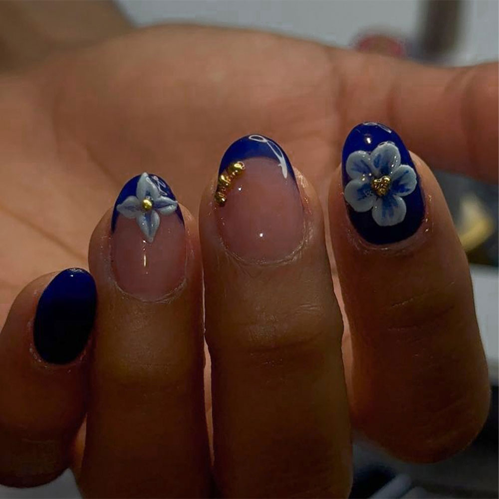 Pressed Flower Art - 24枚入り ショートオーバル 3Dジェルネイルステッカー、フラワーネイルアート作成、フレンチアクリルプレスオンネイル