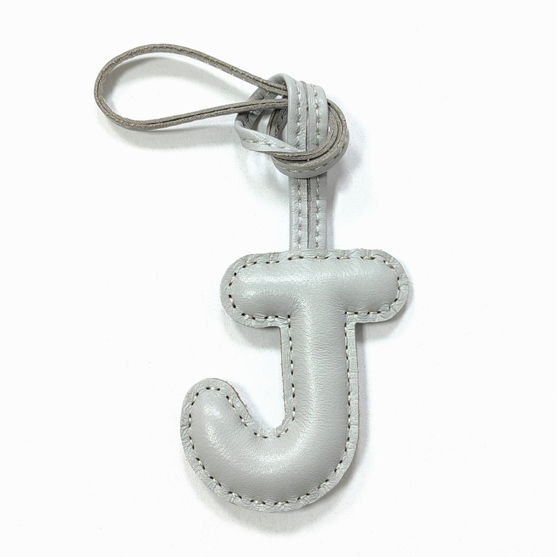 アリラタン 新トレンド 英語文字 J チャーム アクセサリー - Monogram Keychain Leather のレビューと価格